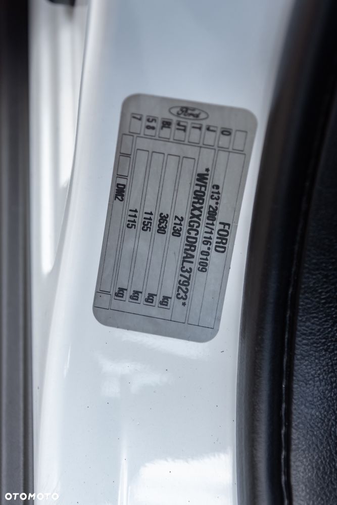 Ford Kuga 2.5 4x4 Trend - 26