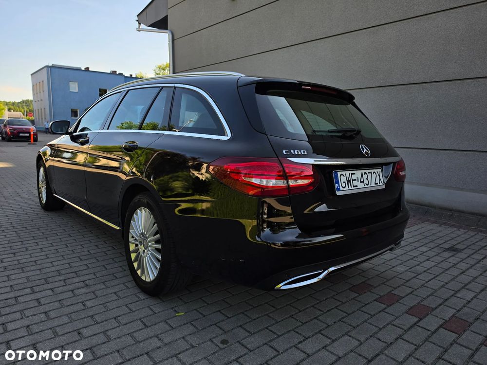Mercedes-Benz Klasa C 180 7G-TRONIC - 21