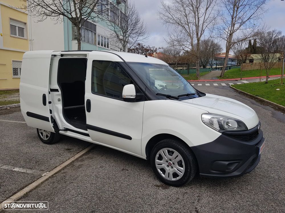 Fiat Doblo 3 Lugares - 4