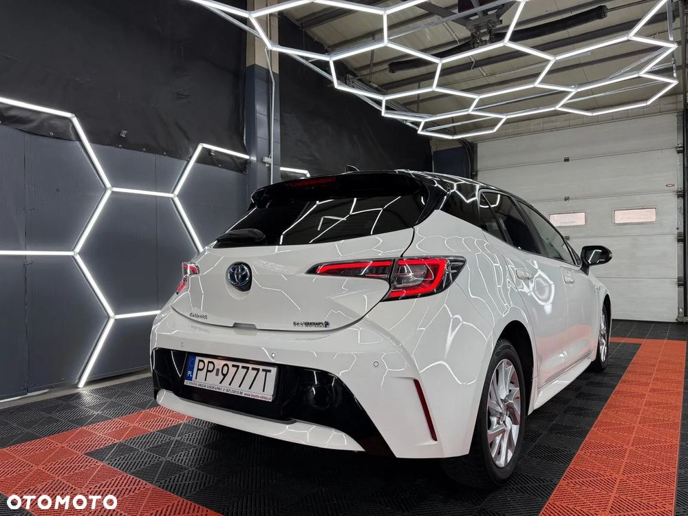 Toyota Corolla 1.8 Business Edition - 6