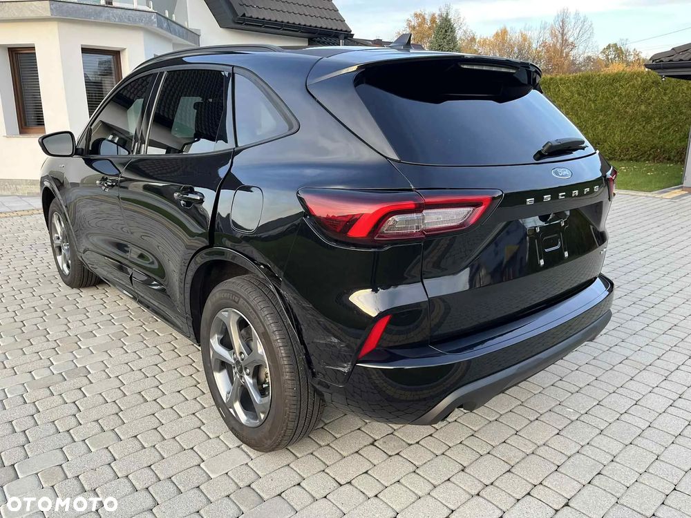 Ford Kuga 1.5 EcoBoost ST-LINE - 6