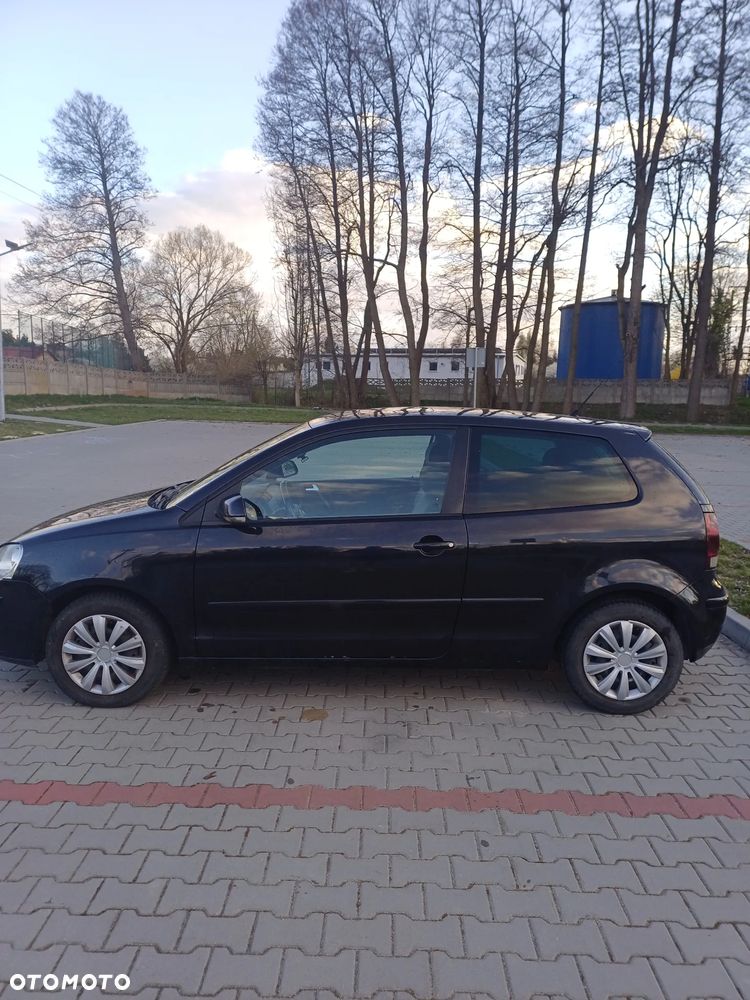 Volkswagen Polo 1.4 TDI Comfortline - 2