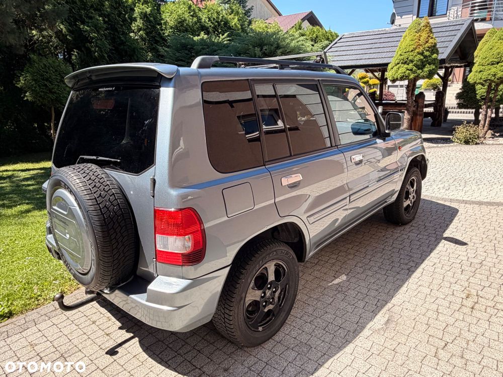Mitsubishi Pajero Pinin - 1