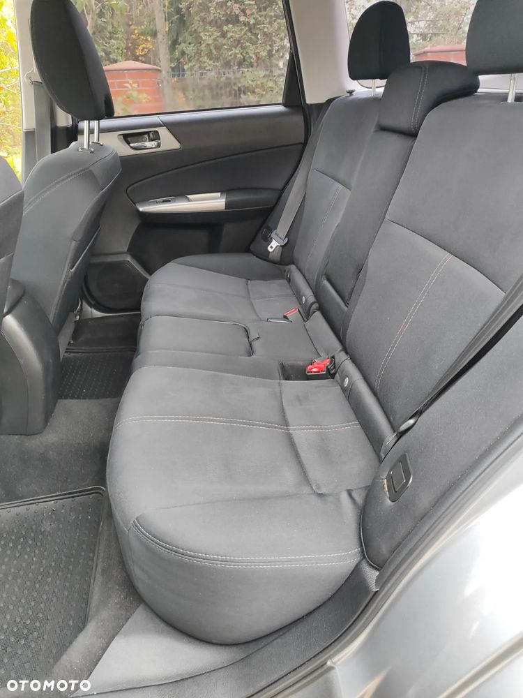 Subaru Forester - 32