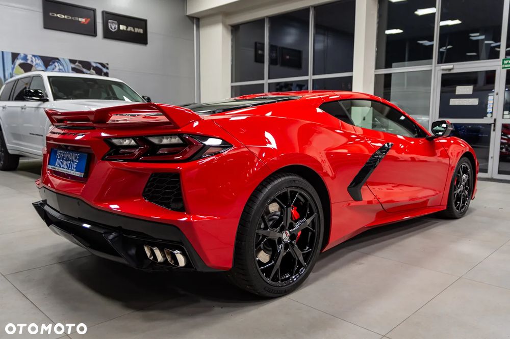 Chevrolet Corvette - 6