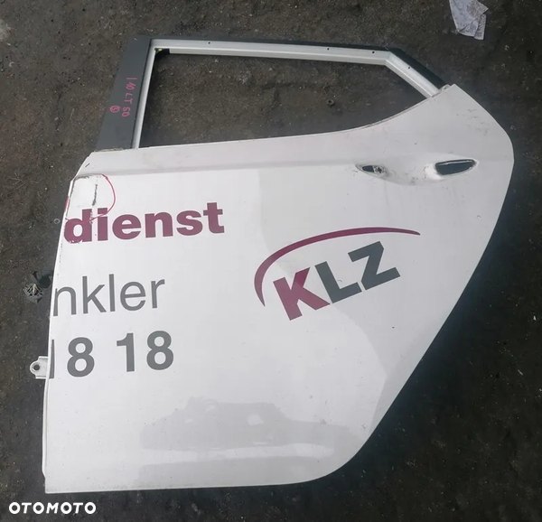 HYUNDAI I10 II 17r  DRZWI LEWY TYŁ