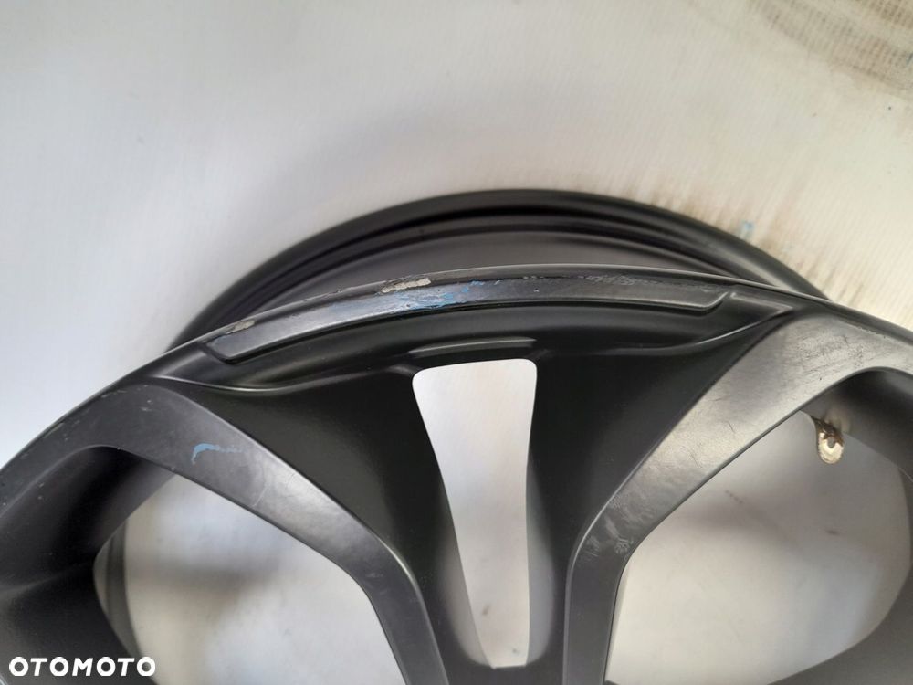 Felga aluminiowa Renault 6.5" x 20" 5x114.3 ET33 - 2