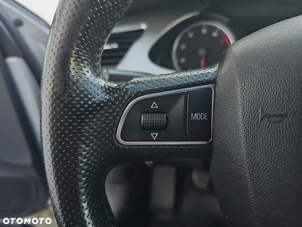 Audi A4 Avant 2.0 TFSI Quattro - 23