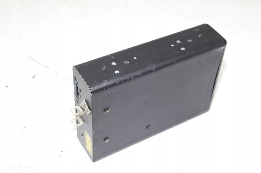 BMW E32 E34 E38 ZMIENIARKA PŁYT CD MAGAZYNEK ZESTAW 8361058 - 9