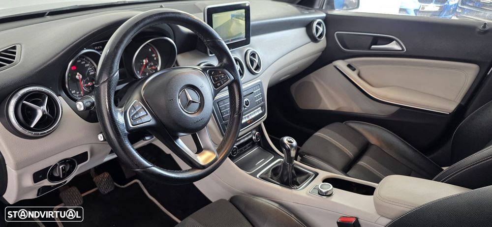 Mercedes-Benz CLA 180 CDI AMG Line - 8