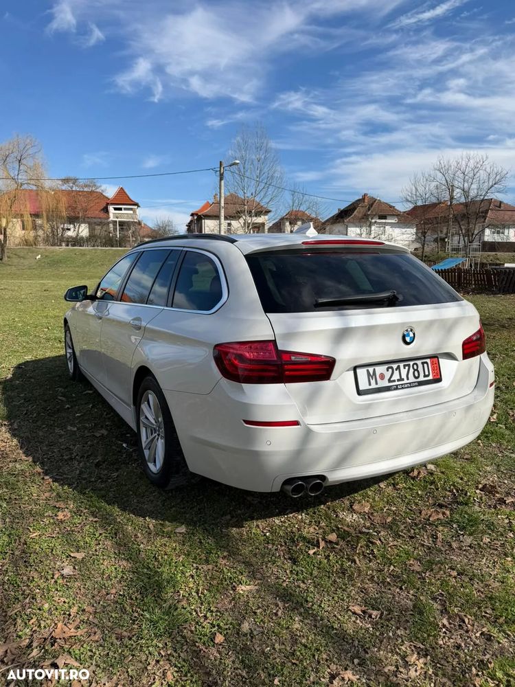 BMW Seria 5 520d Aut. Luxury Line - 4