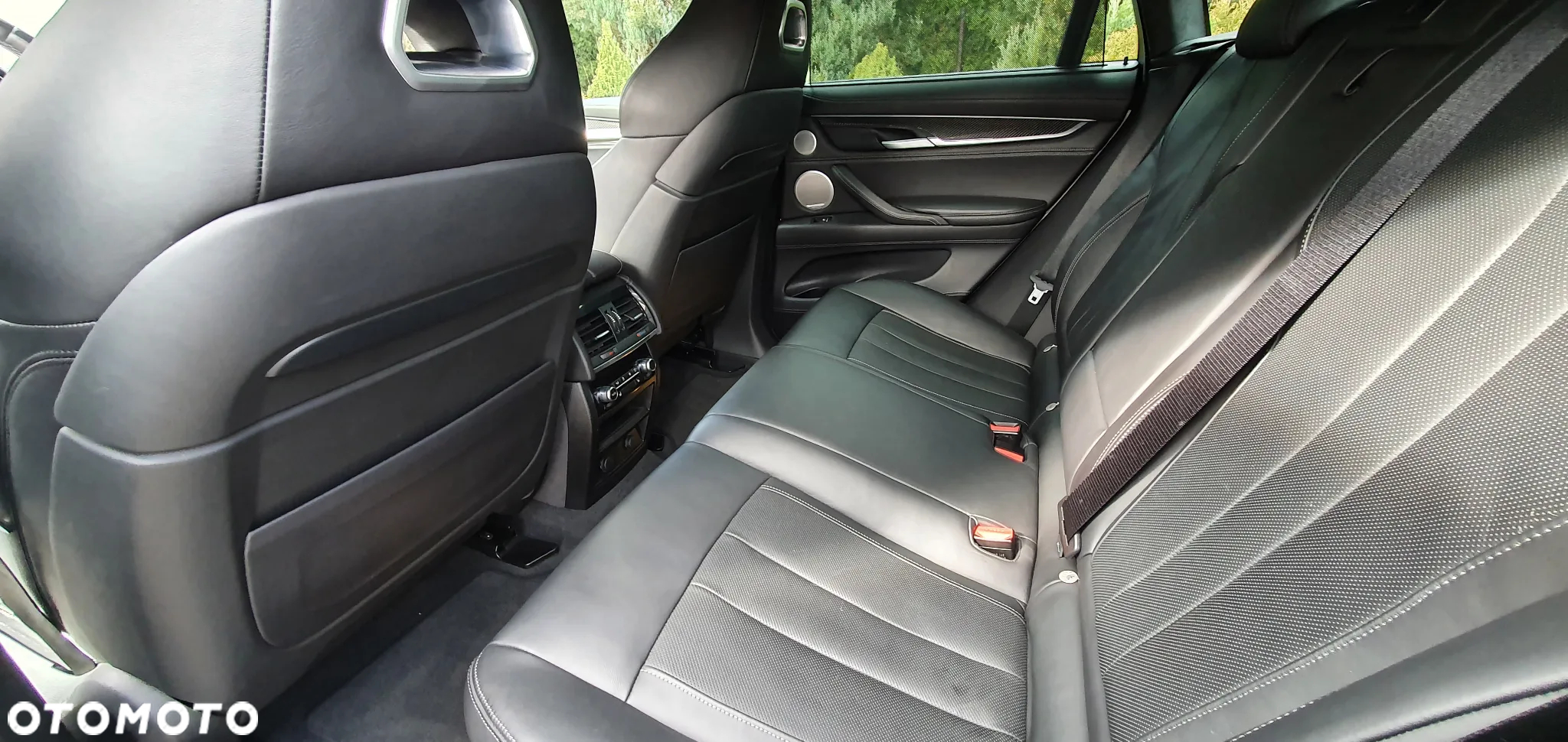 BMW X6M - 8