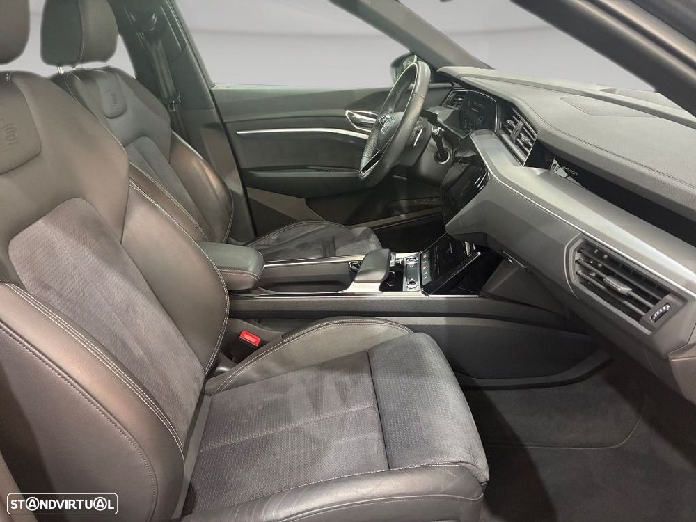 Audi e-tron 55 quattro S line - 17