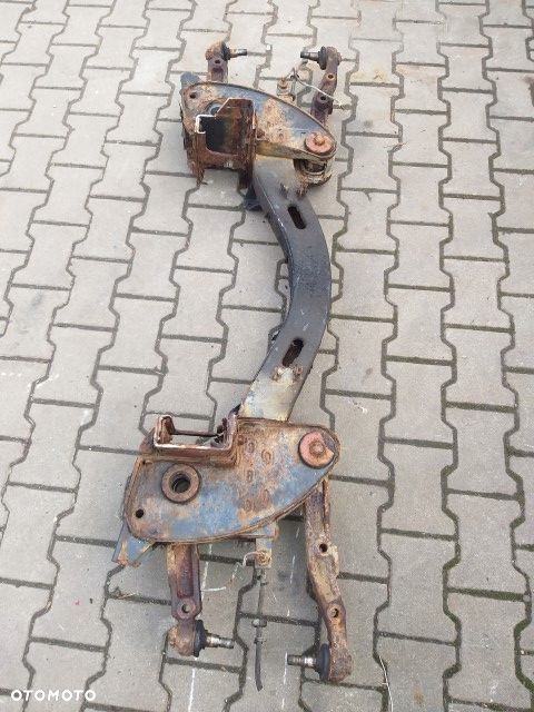 Iveco Daily 3 65c 2.8HPI Wahacze przód kołyska komplet - 1