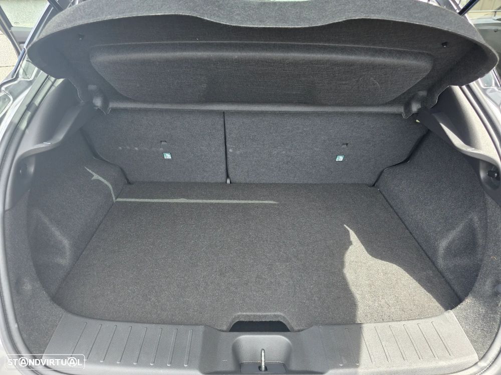 Nissan Juke 1.0 DIG-T N-Connecta NAV.+TwoTone NC DCT - 32