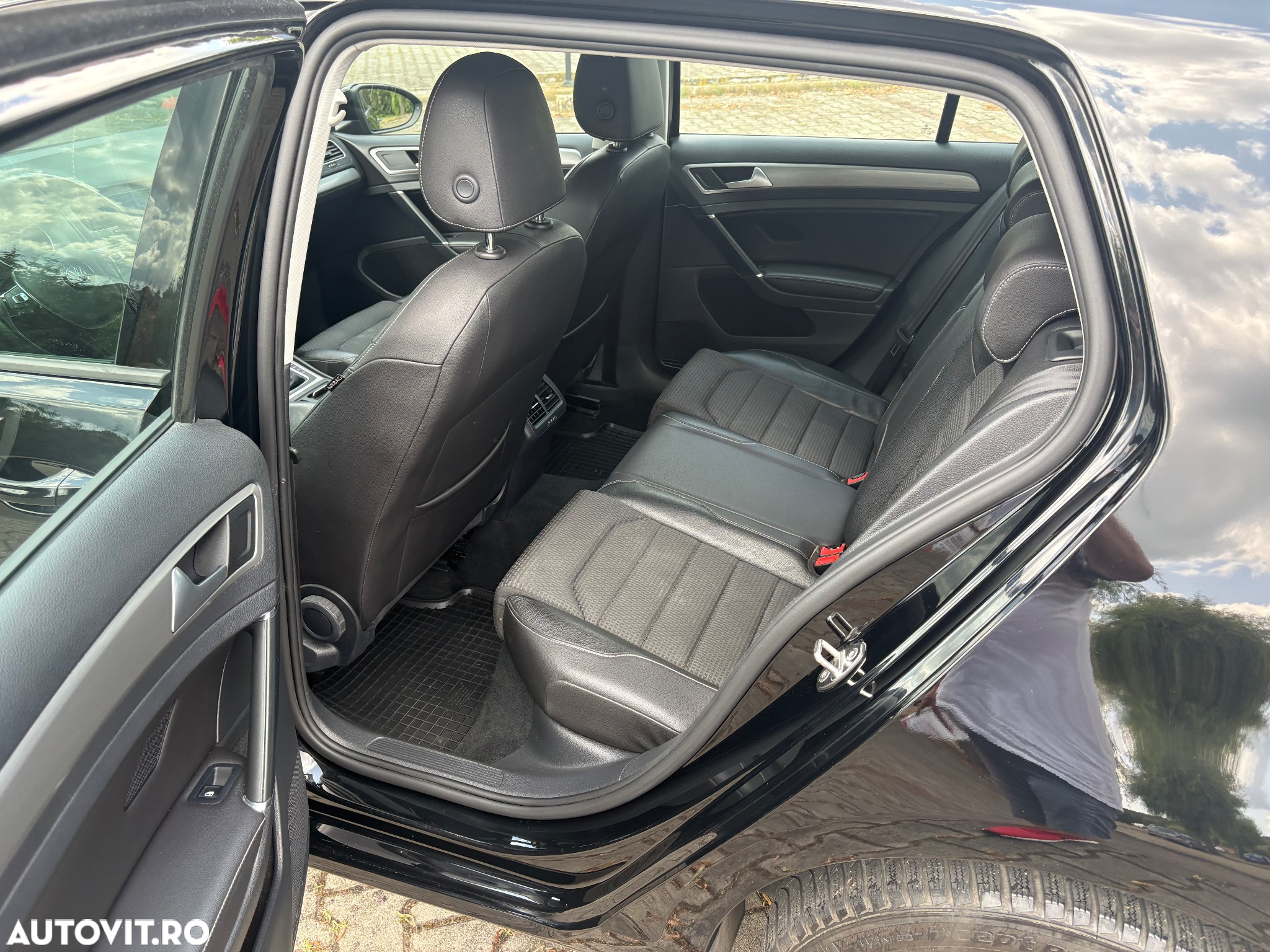 Volkswagen Golf 1.6 TDI DSG BMT Comfortline - 7