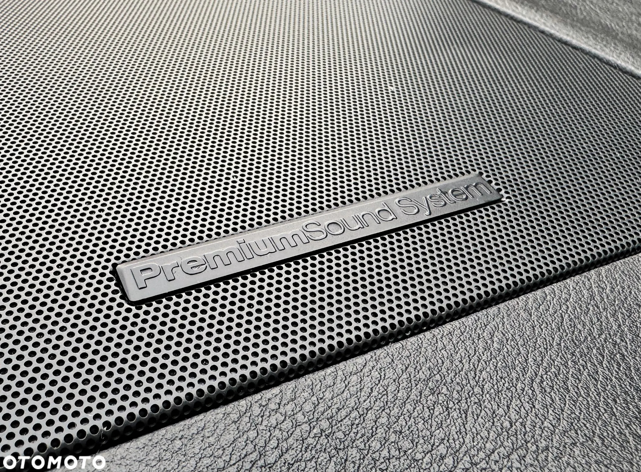 Ford S-Max 2.0 EcoBoost Titanium - 29