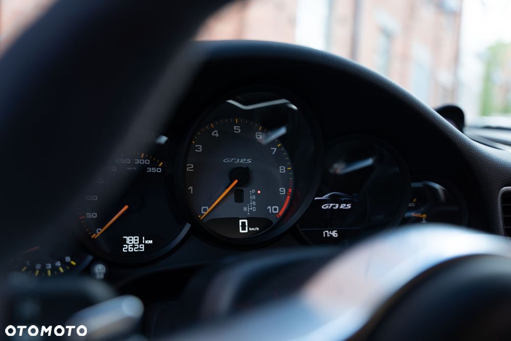 Porsche 911 GT3 RS - 29