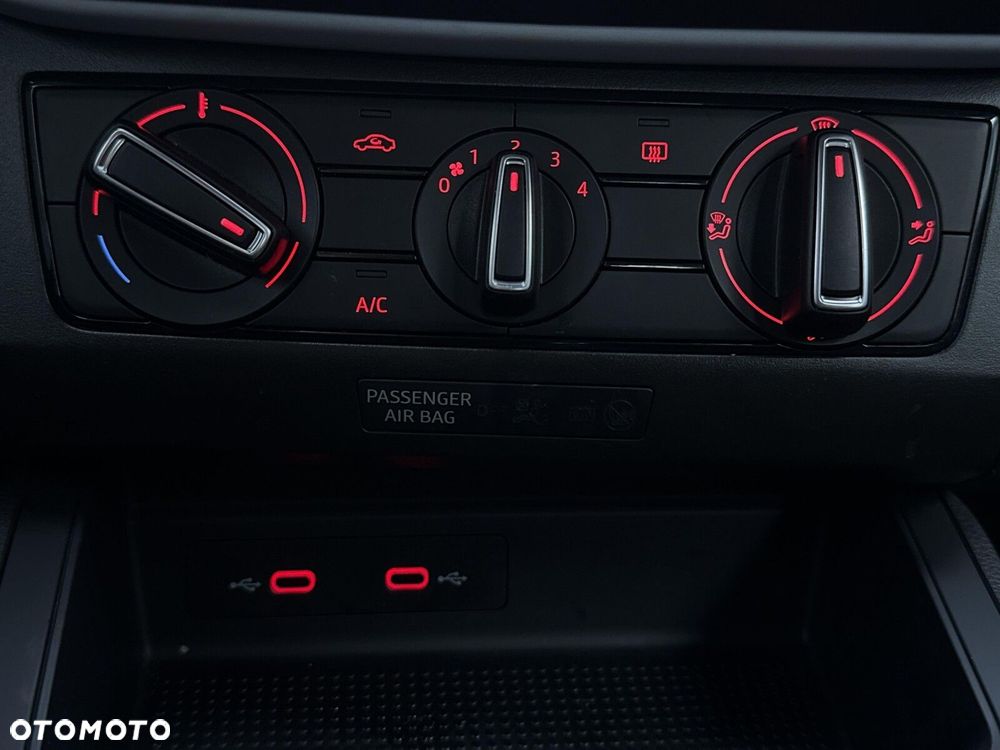 Seat Ibiza 1.0 TSI Style S&S - 24