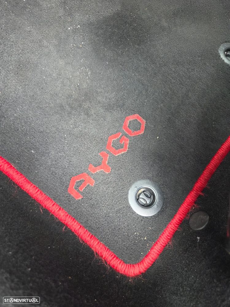 Toyota Aygo - 14