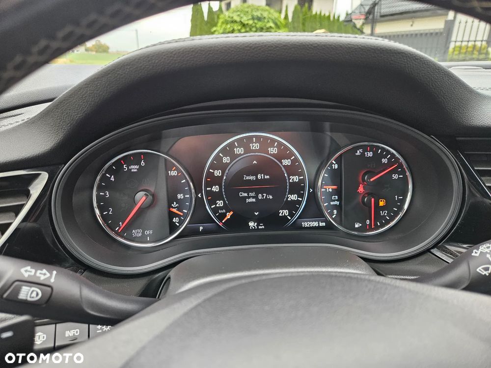 Opel Insignia 2.0 CDTI 4x4 GSi S&S - 28