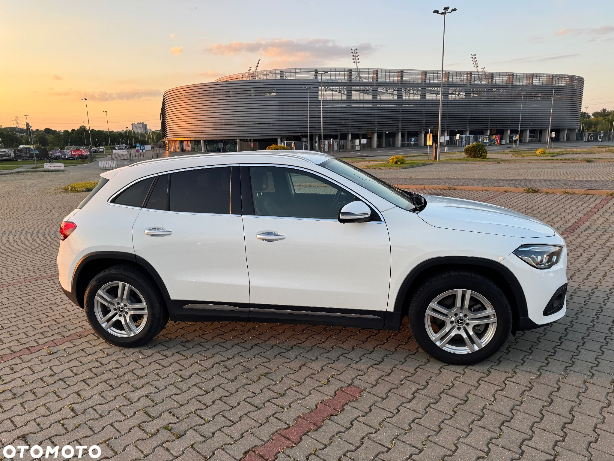 Mercedes-Benz GLA 250 8G-DCT Style - 4