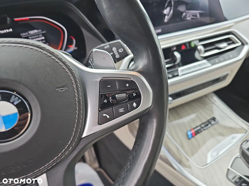 BMW X7 - 18