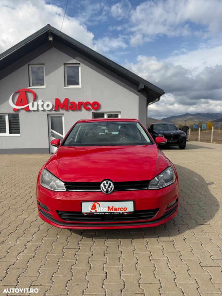Volkswagen Golf - 9