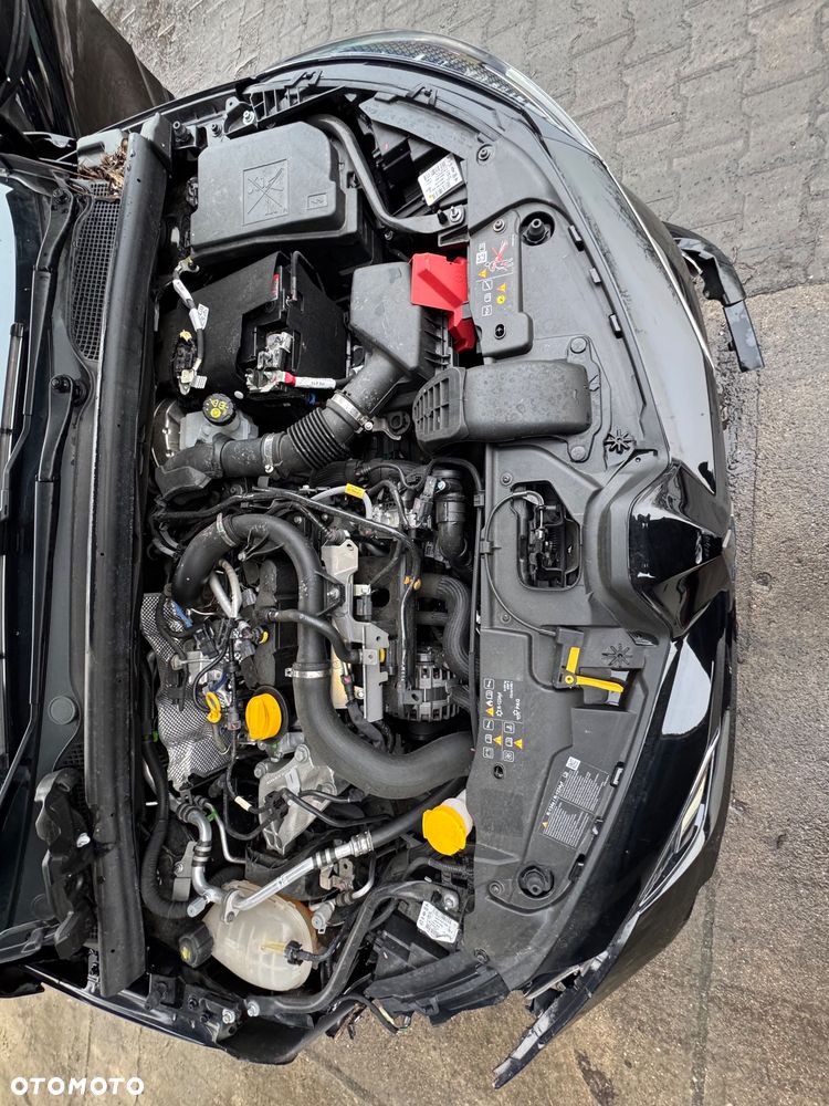 Mitsubishi Colt - 32