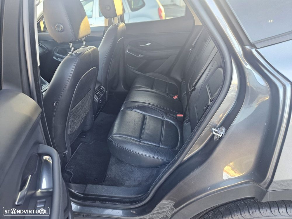 Jaguar E-Pace 2.0 i4D S - 12
