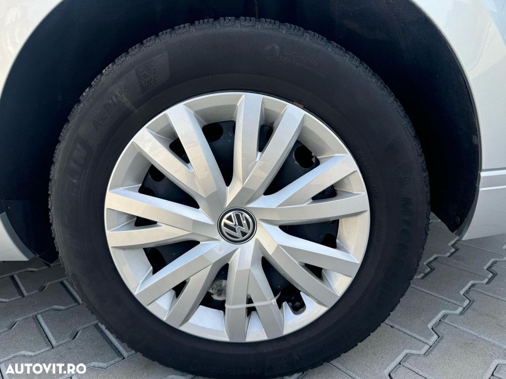 Volkswagen Passat 2.0 TDI DSG Advance - 37