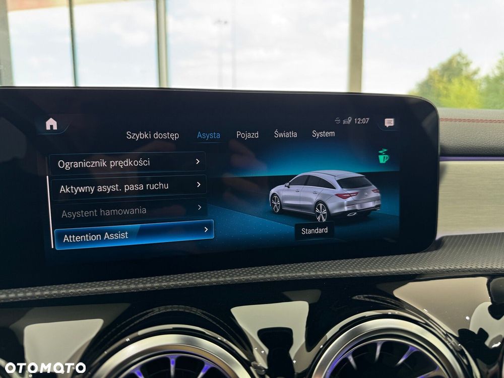 Mercedes-Benz CLA 250 E AMG Line 8G-DCT - 36