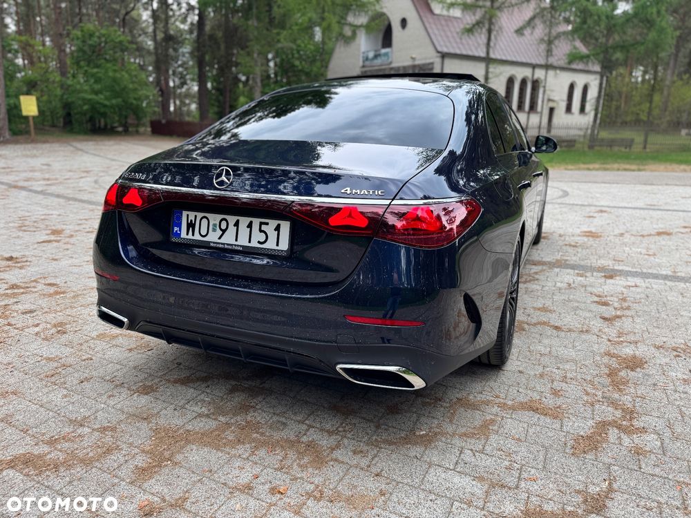 Mercedes-Benz Klasa E 220 d mHEV 4-Matic Exclusive 9G-Tronic - 7