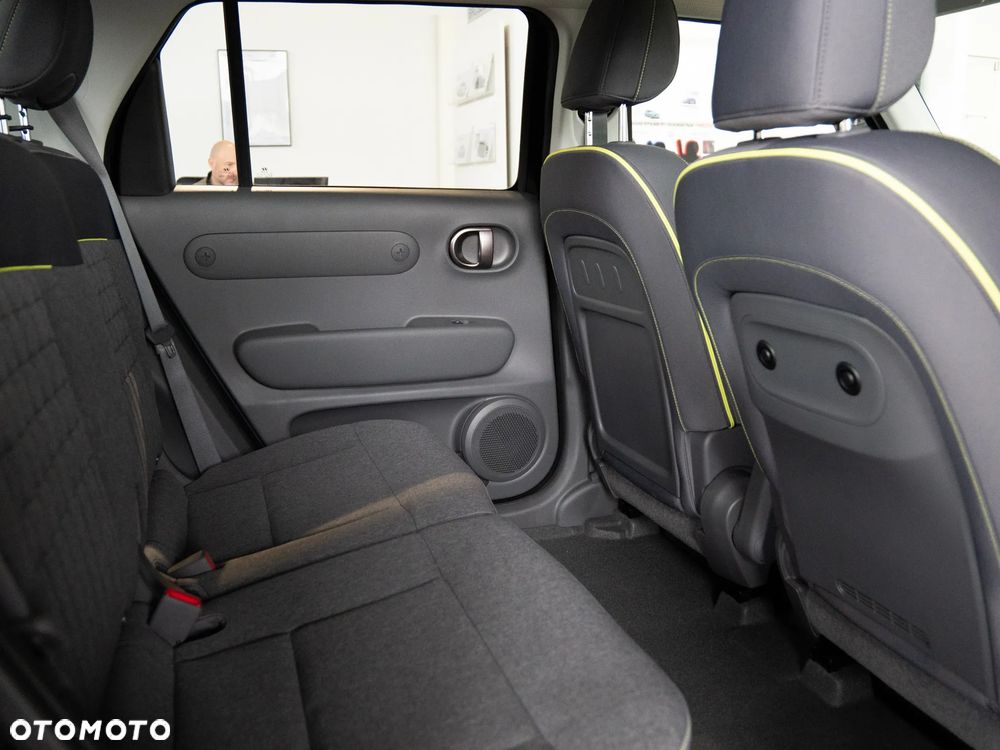 Hyundai Inster 49kWh Cross - 37
