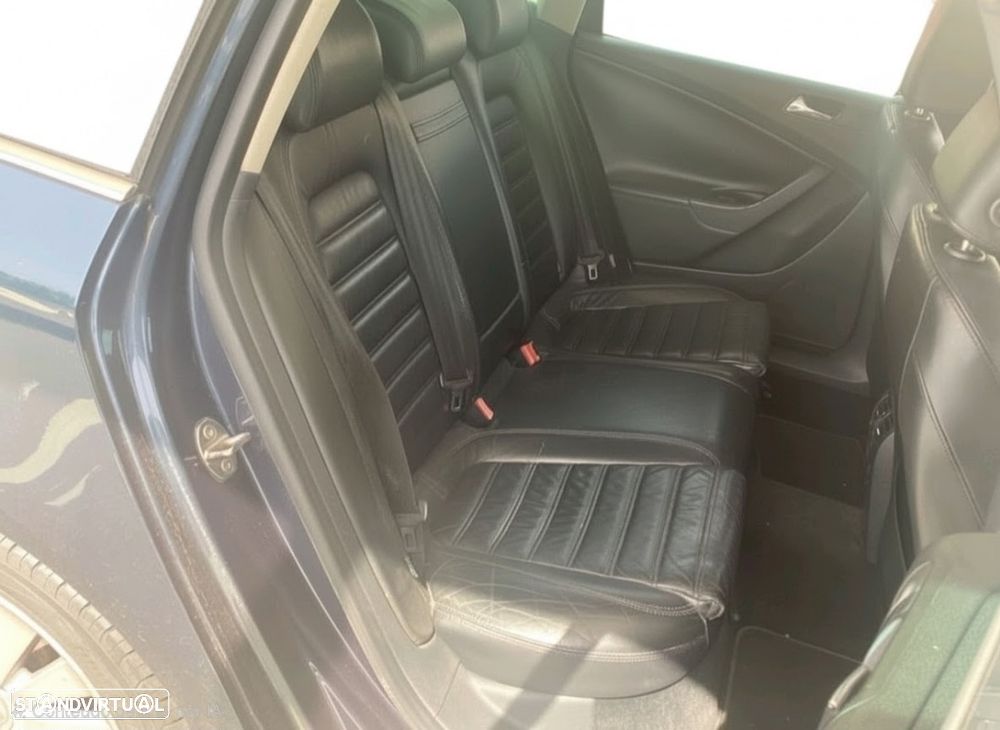 VW Passat Variant 2.0 TDi Highline DSG - 14