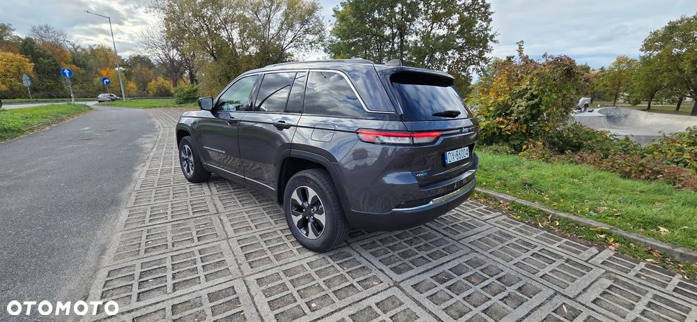 Jeep Grand Cherokee - 6