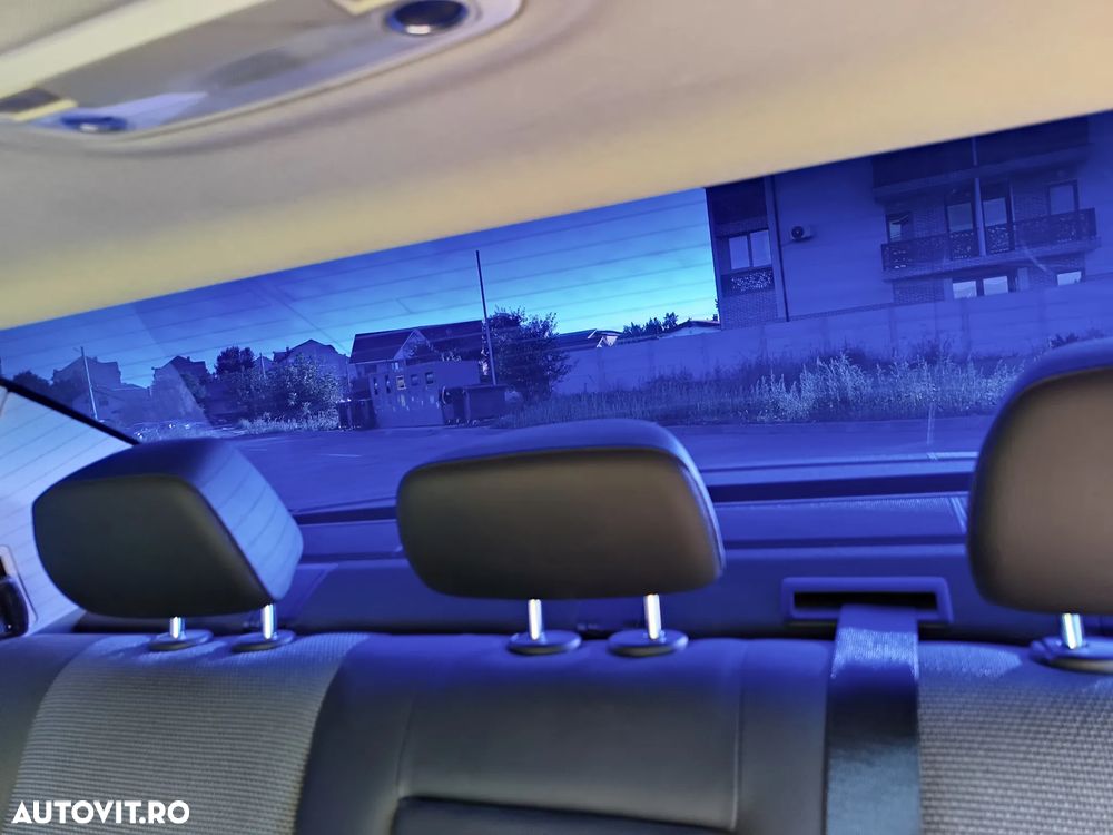Mercedes-Benz C 220 CDI DPF Automatik Avantgarde - 11