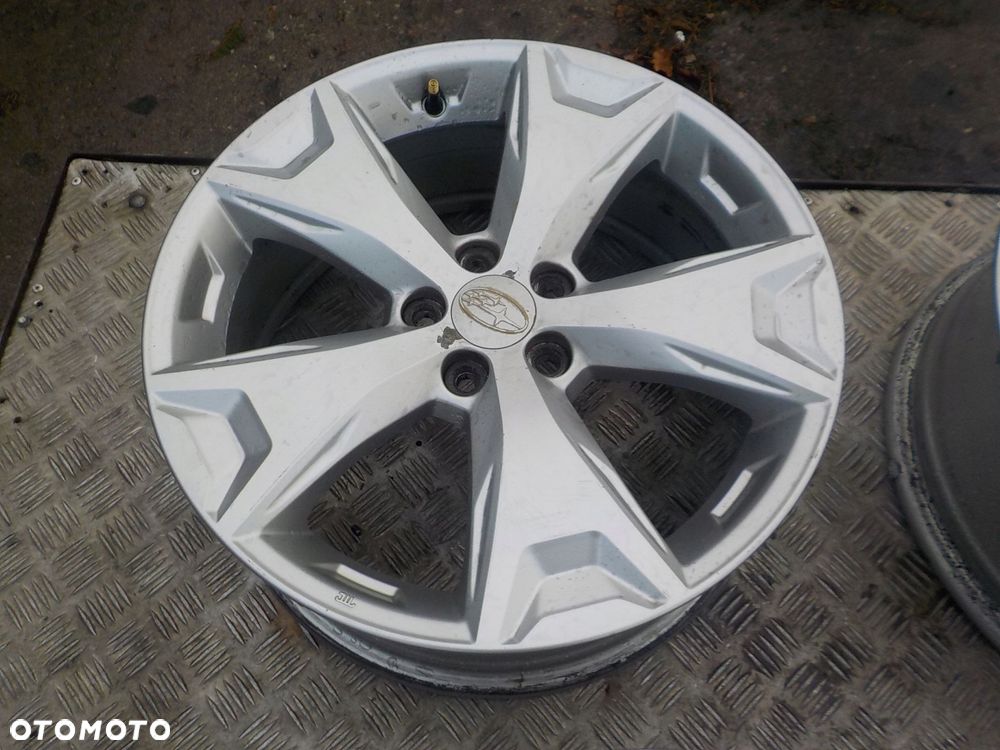 SUBARU FORESTER III LEGACY IV FELGI ALUMINIOWE R17 5X100 - 8