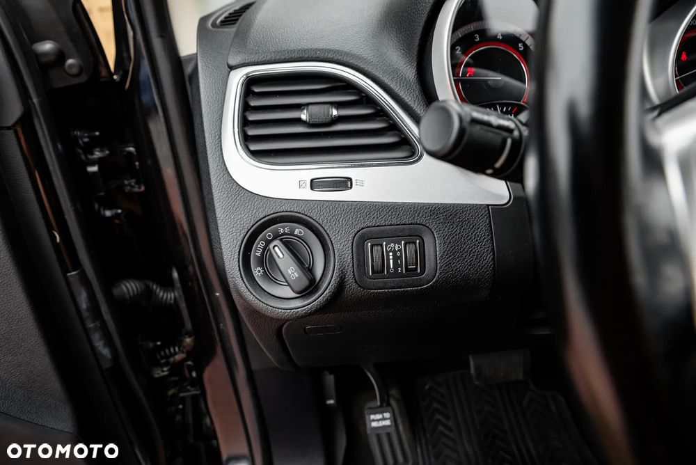 Fiat Freemont 3.6 V6 Lounge - 31