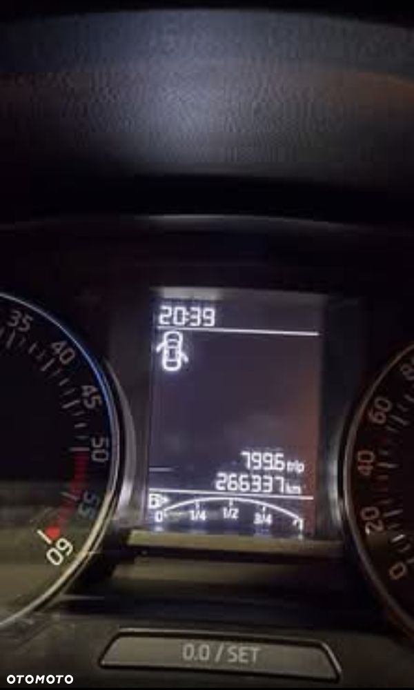 Skoda RAPID 1.4 TDI DPF Active - 16
