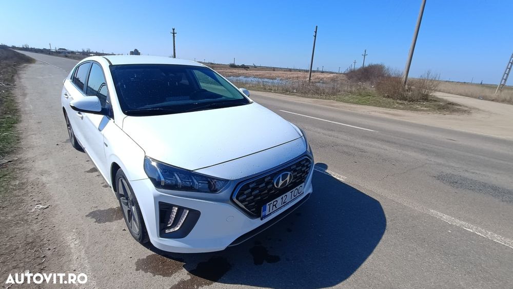 Hyundai IONIQ - 1