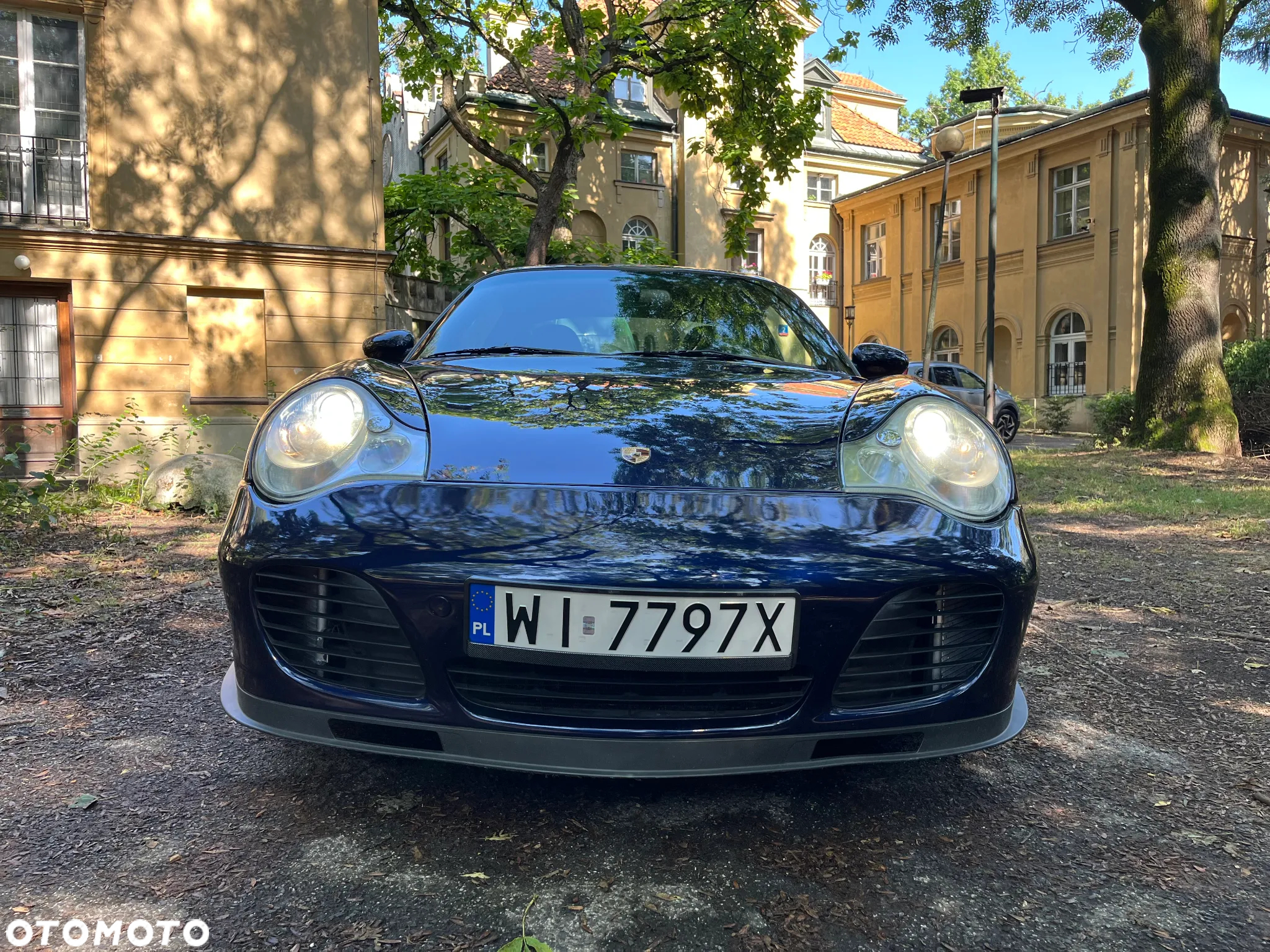 Porsche 911 Turbo - 7