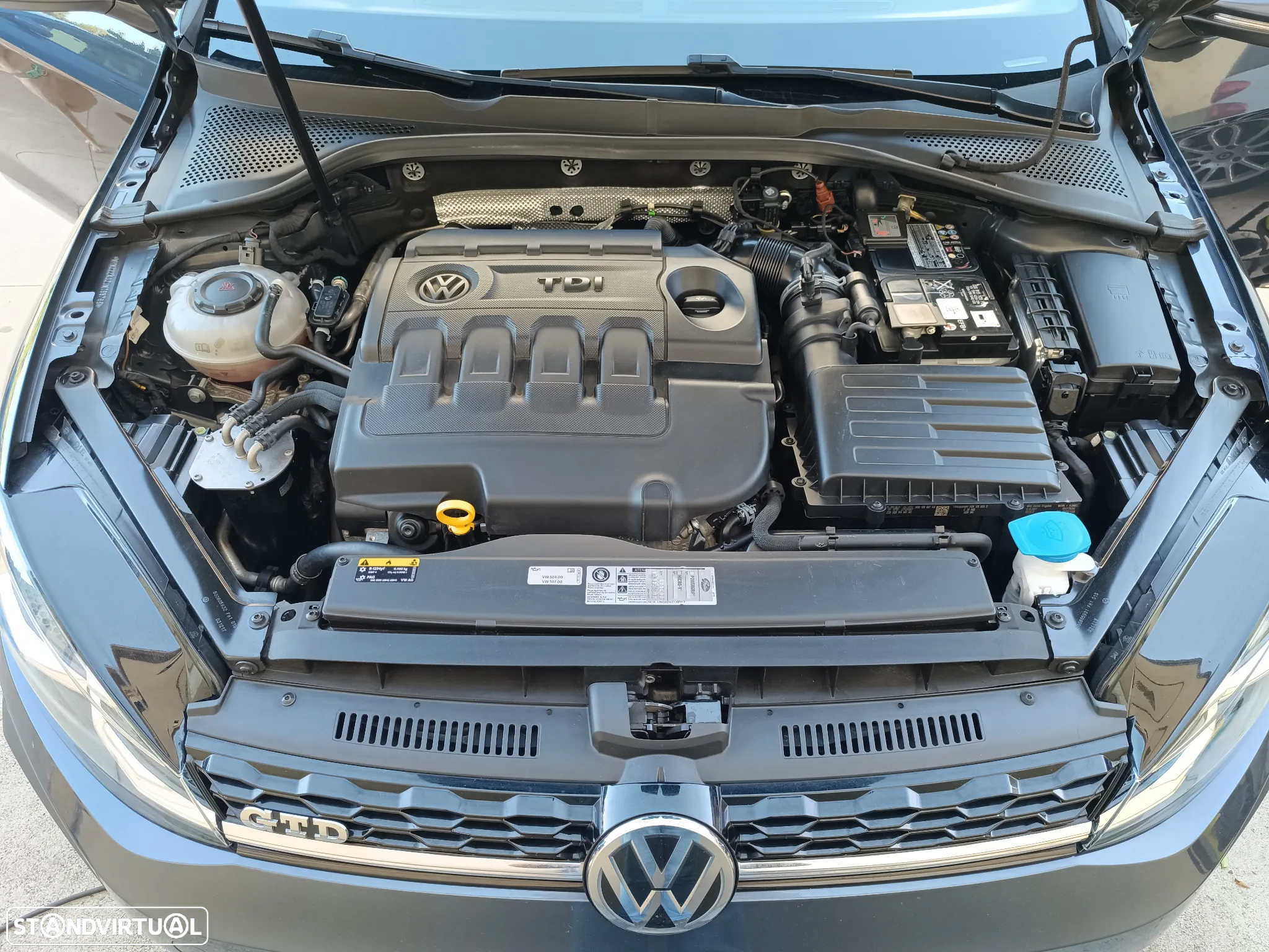 VW Golf 2.0 TDi GTD DSG - 9