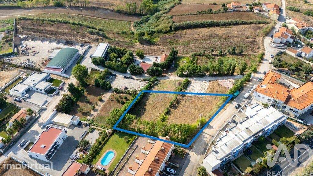 Terreno em Lourinhã e Atalaia de 1122,00 m2 - Grande imagem: 2/8