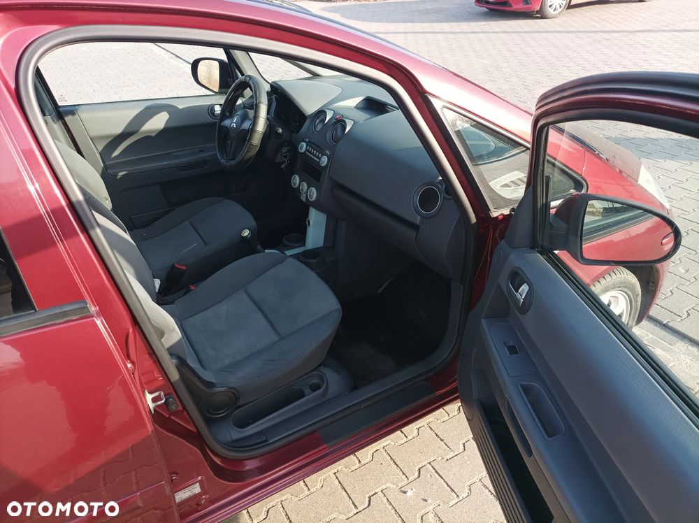 Mitsubishi Colt - 21