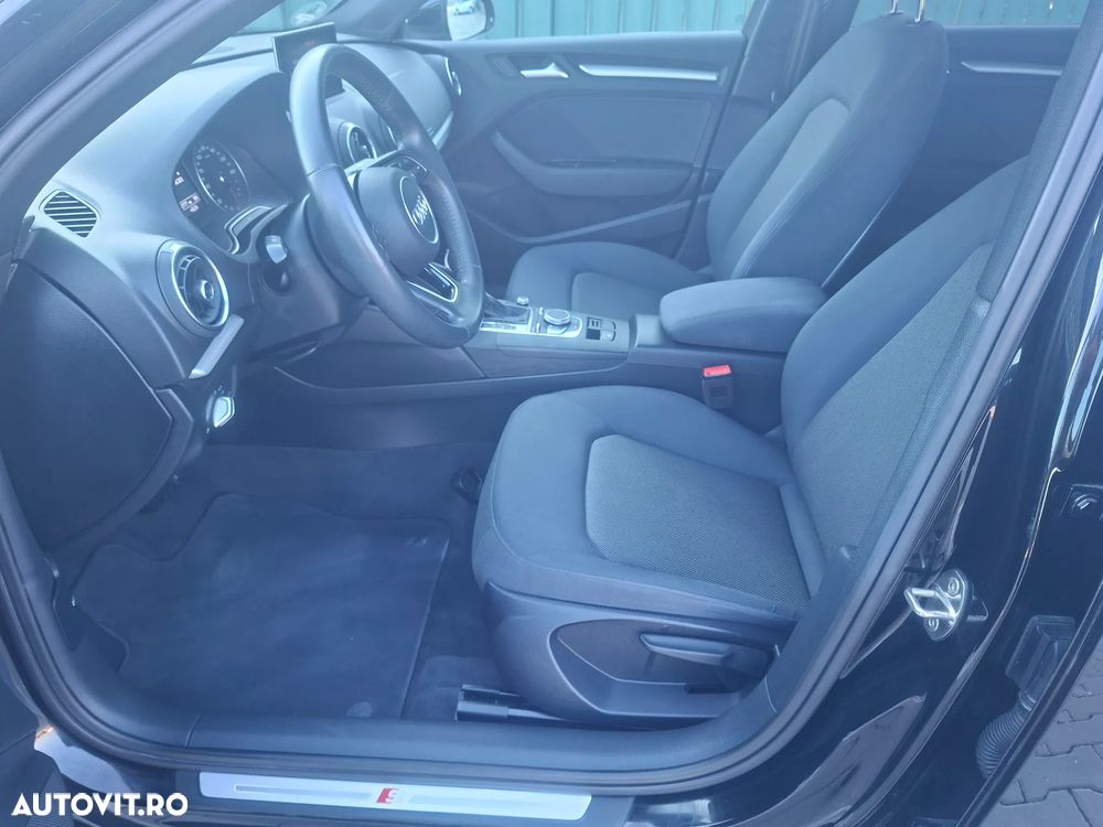 Audi A3 2.0 TDI S tronic Sport - 11
