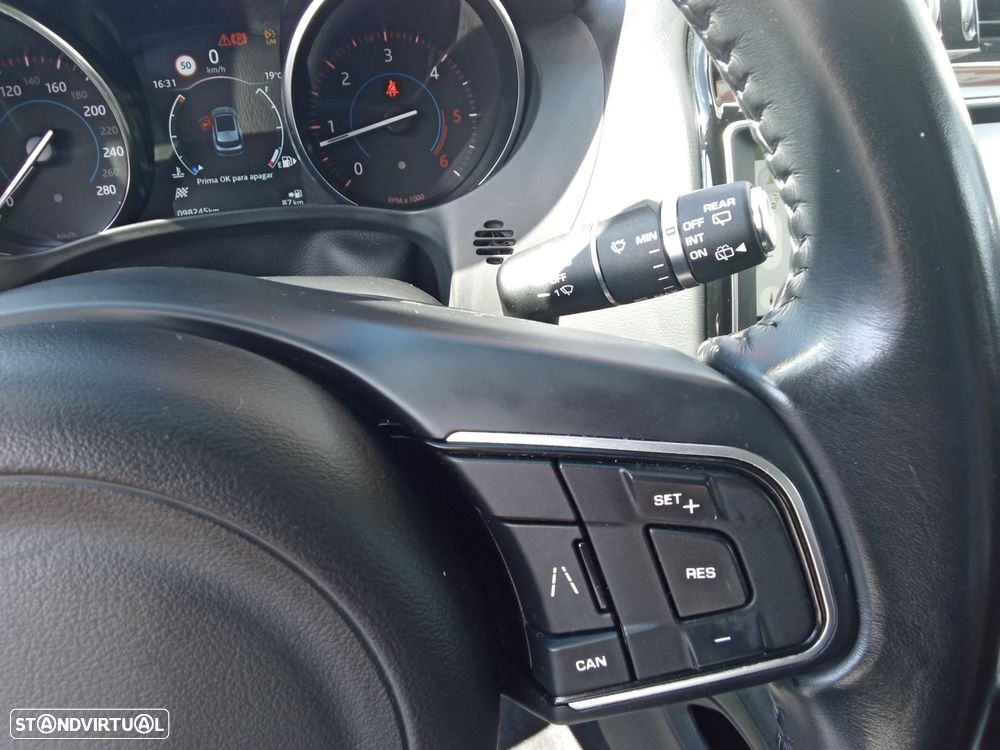Jaguar F-Pace 2.0 i4D Prestige - 22