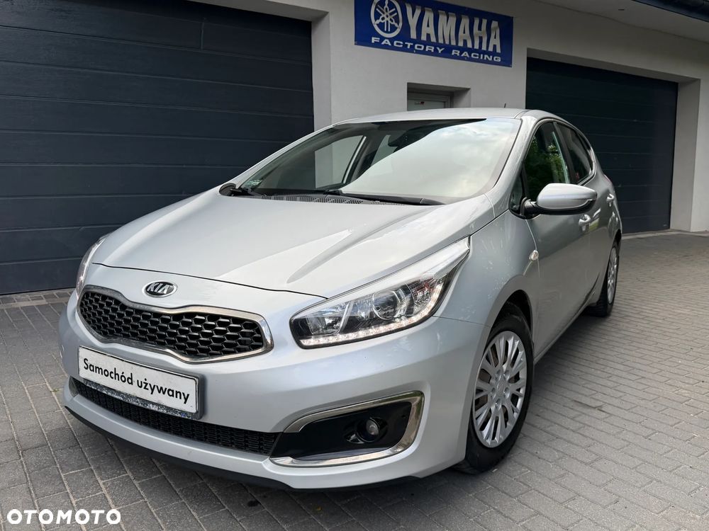 Kia Ceed 1.6 CRDi M - 11