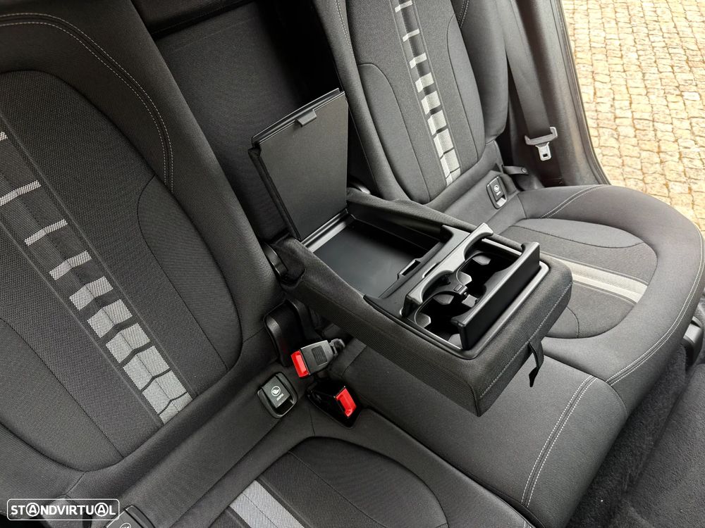 BMW 216 Active Tourer d Line Sport - 32