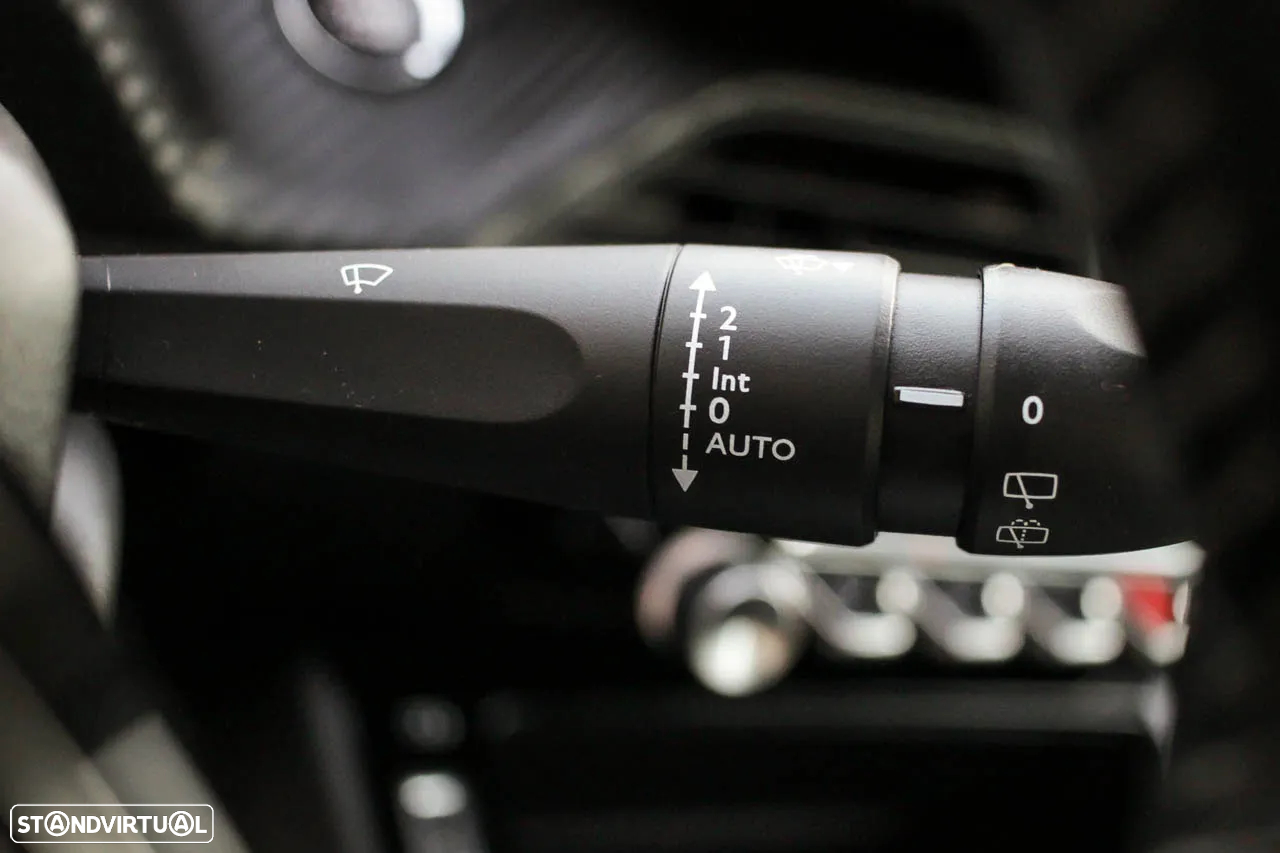 Peugeot e-208 50 kWh Active Pack - 21